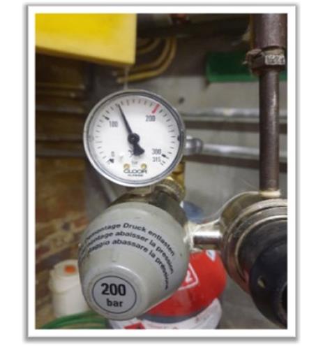 Controle conduites de piscine au gaz traceur
